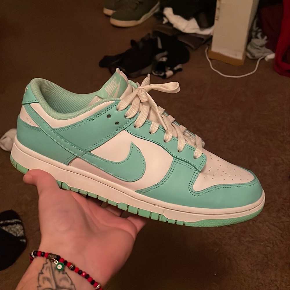 Green glow dunk lows, size 8.5 mens, great condition.